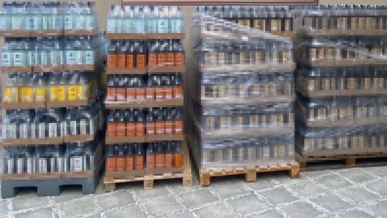 Otelde 2 bin 265 şişe kaçak içki ele geçirildi