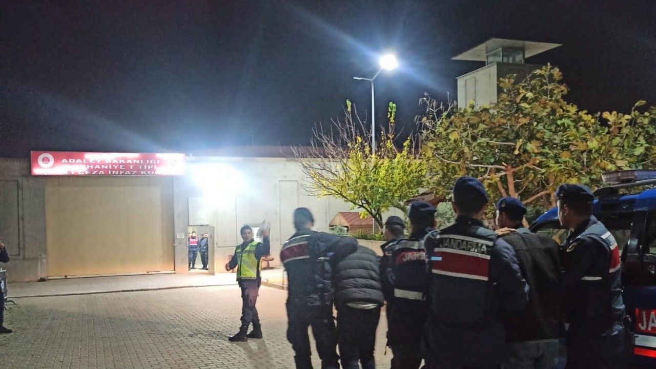 Zeytin hırsızları yakalandı, 18 kişi tutuklandı