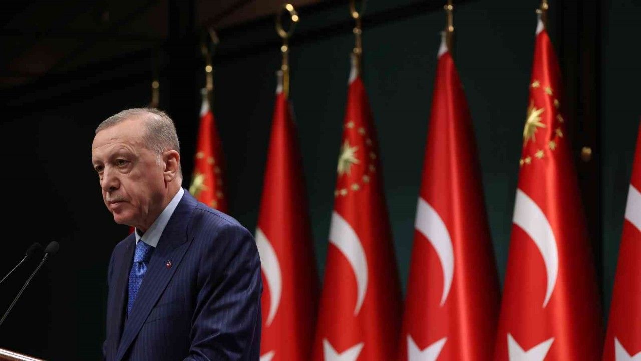 Cumhurbaşkanı Erdoğan: “14 Mayıs 2023 Pazar gününün her bakımdan seçim için en uygun tarih olduğunu gördük”