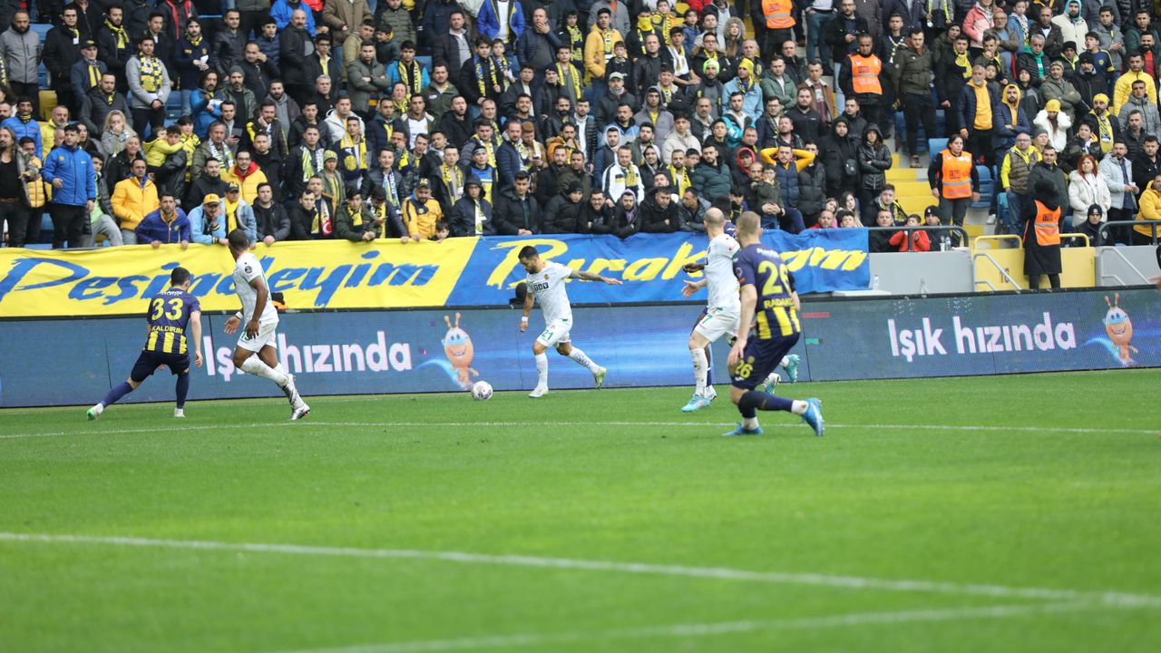 Ankara'da Corendon Alanyaspor 2-0 yenildi