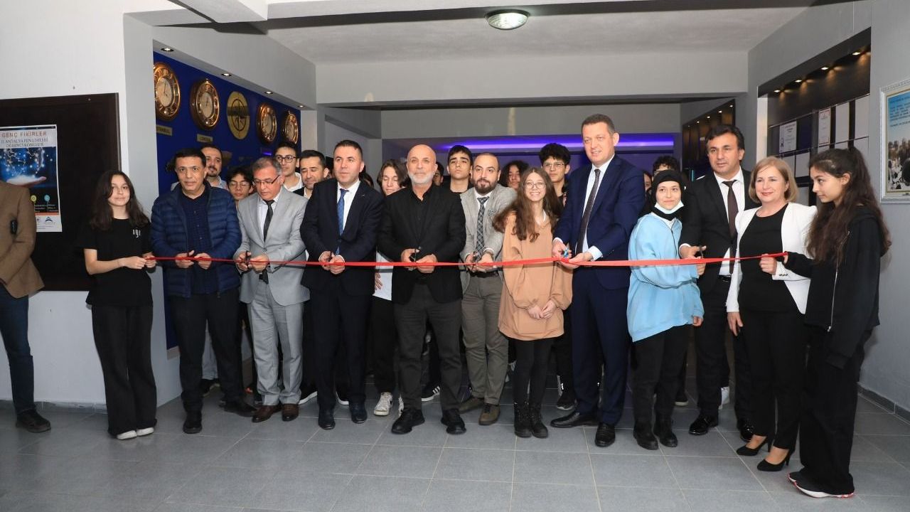 Alanya'da ‘Bilim Sokağı’ hizmete açıldı