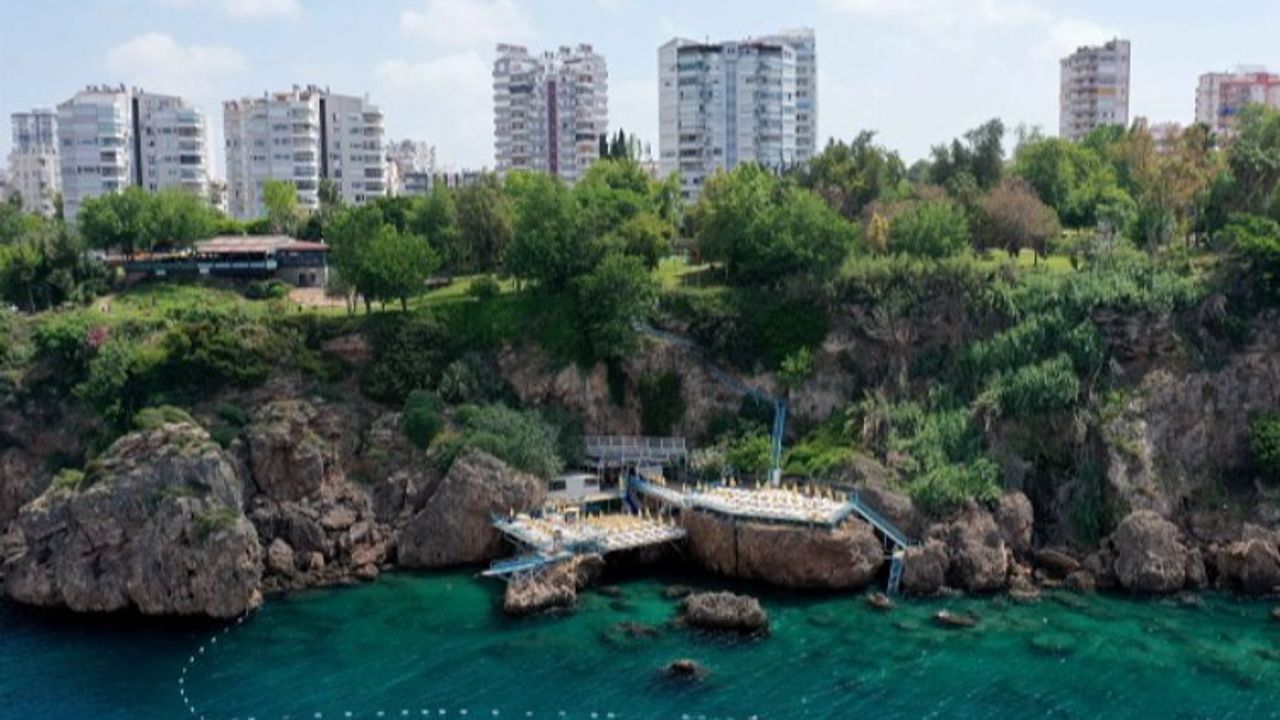 Antalya Muratpaşa'da plajlar bu yıl da ücretsiz
