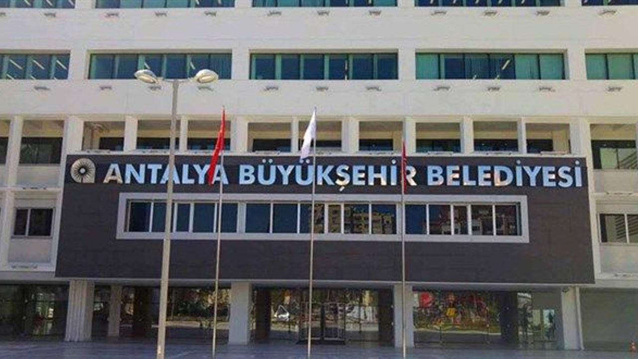 Antalya’nın favori Büyükşehir Belediye Başkan adayları