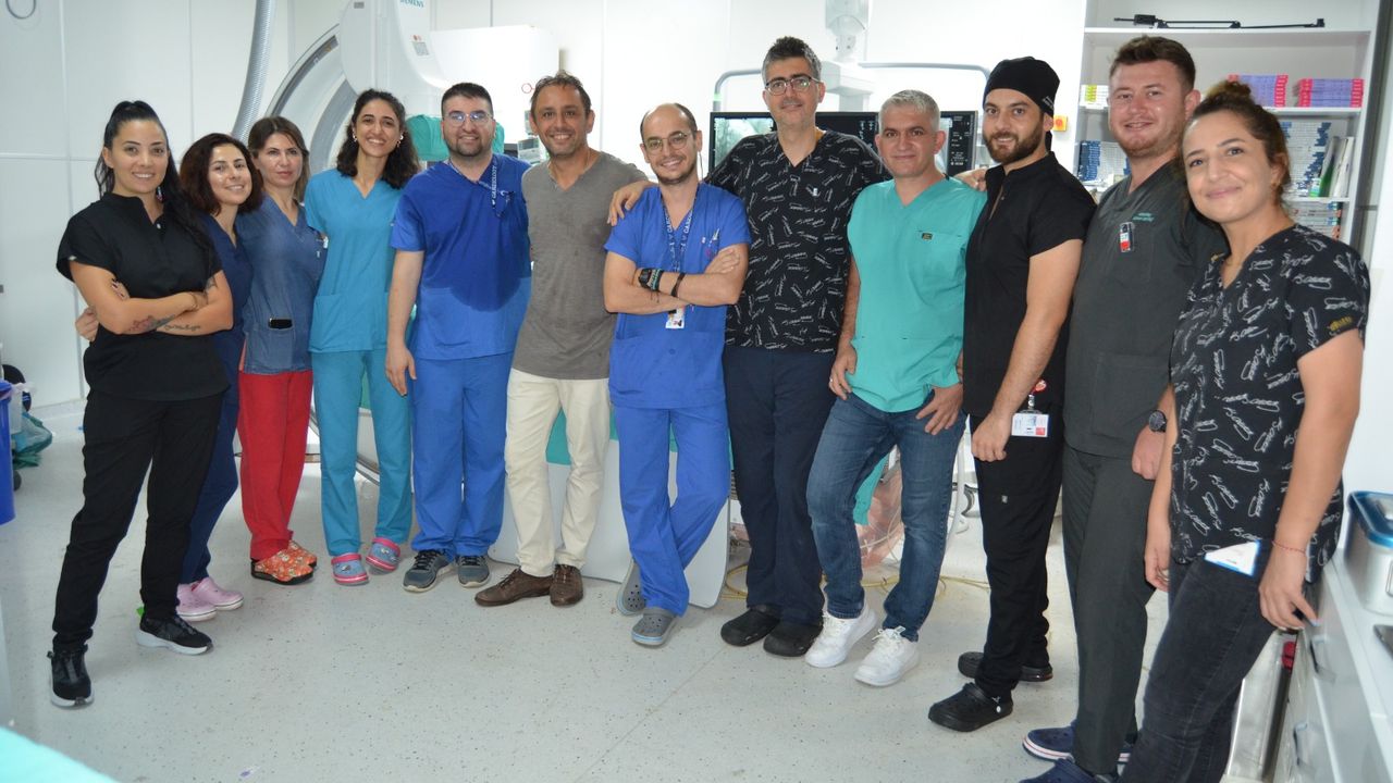 Alanya'da romatizmal mitral darlığına ameliyatsız tedavi