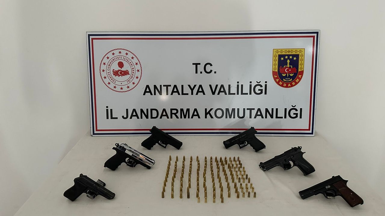 Antalya'da silah ticareti: 1 gözaltı