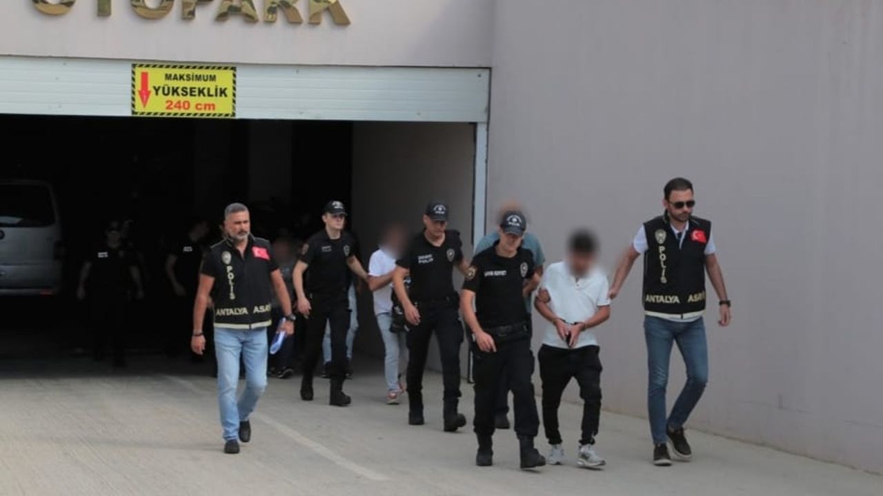 Antalya operasyon: 45 şahıs yakalandı