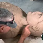 Sardes Antik Kenti'nde 2 bin 500 yıllık dev mermer heykel bulundu