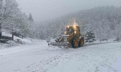 Antalya’nın Akseki ilçesinde 25 mahalle yolu kar sebebiyle kapalı