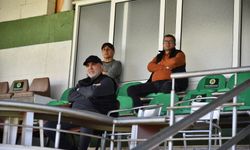 Başkan Çavuşoğlu Alanyaspor U19 takımını izledi