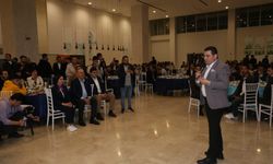 Başkan Tütüncü, AK Partili gençlerle sahur yaptı