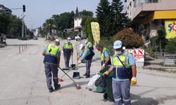 Hatay asrın felaketinde temizlik hizmetini sürdürüyor