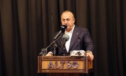 Bakan Çavuşoğlu emlak ve inşaat sektörü temsilcileriyle bir araya geldi