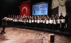 Antalya'da 'Sevgi Her Şeydir' konseri düzenlendi