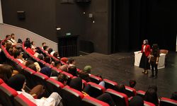 Alanya'da ‘Sınav Kaygısı ile Baş Etme Yolları’ semineri düzenledi