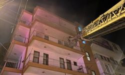 Alanya’da 5 katlı binada yangın çıktı
