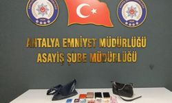 Antalya'da kapkaç yapan bir kişi yakalandı