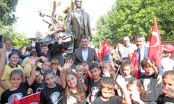 Cumhuriyet’in 100’üncü yılında Atatürk Anıtı açıldı