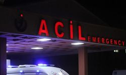 Alanya’da motosiklet kaldırıma çarptı! 1 kişi yaralı