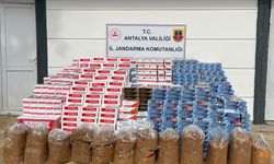 Antalya'da kaçak tütün operasyonu! 2 gözaltı