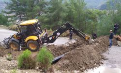 Alanya’da kırsal mahallerde yol bakımları sürüyor