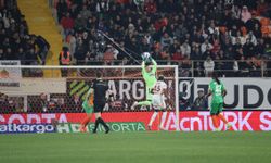 Alanya'da Galatasaray 2-1 yendi