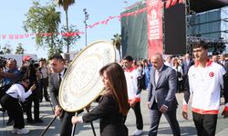Antalya'da 19 Mayıs coşkusu: Törenlerde temsili Atatürk