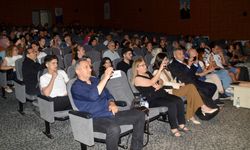 Antalya’da türkü şöleni: Bahar konseri coşkuyla geçti
