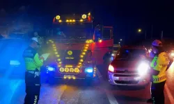 Trafikte sıkı denetim: 26 Bin sürücüye far cezası