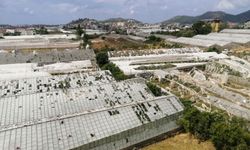 Antalya’da dolu ve hortum felaketi: Seralar yıkıldı