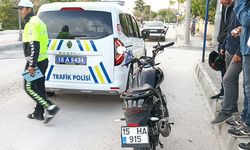 Motosiklet sürücüsüne çarpıp darbeden sürücü yakalandı