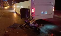 Alanya'da midibüse çarpan motosikletin sürücüsü öldü