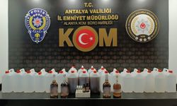 Antalya’da kaçakçılığa darbe: Yüz binlerce ürün ele geçirildi