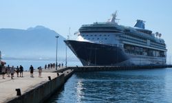 Alanya’ya İngiliz turist akını: Marella Discovery 2 limana demirledi