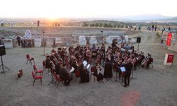 Tarihle müziğin buluşması