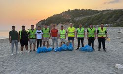 Alanya'da ülkücü gençlerden çevre duyarlılığı