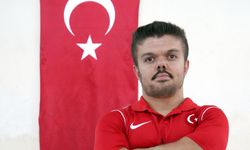 Halterle hayatı değişti, şimdi gözü dünya şampiyonluğunda
