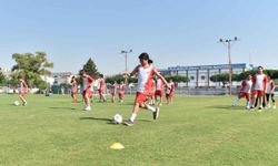 Kepez'de çocuklar sporla gelişiyor
