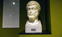 İmparator Marcus Aurelius heykeli, Burdur'da heyecan yarattı
