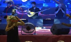 Festivalde sahne alan sanatçının başına dron çarptı