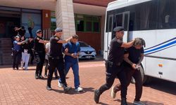 İki grup arasında silahlı 'yan bakma' kavgası: 3 yaralı, 2 tutuklama