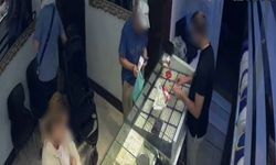 Telefon dolandırıcılarından polis kurtardı