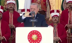 Cumhurbaşkanı Erdoğan Ahlat'ta... Terörsüz Türkiye'de son düzlükteyiz