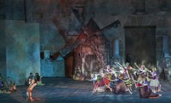Aspendos'ta Don Kişot gecesi