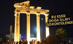 Apollon Tapınağı'nda kanlı ay tutulmasını izlediler