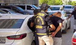 Antalya ve İstanbul'da silahlı suç örgütüne eş zamanlı operasyon: 2 tutuklama