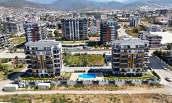Eski adliye lojmanı yıkıldı