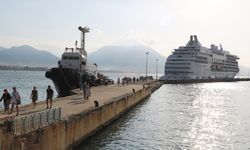 İngiliz turistler Alanya'ya kruvaziyerle geldi