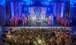 Aspendos Festivali'ne görkemli açılış