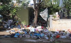 Çöp evden 2 kamyon atık çıktı