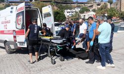 Antalya'da falezlerden düşüp öldü